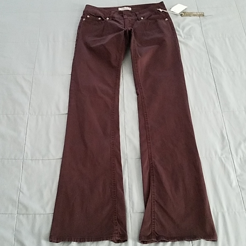 NWTS  DYLAN BURGANDY JEANS. SIZE 4